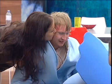 Rachel kisses Mikey - But he probably thinks it's a zoo animal